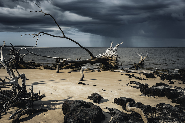 Storm s Edge by Anetta Nadolna